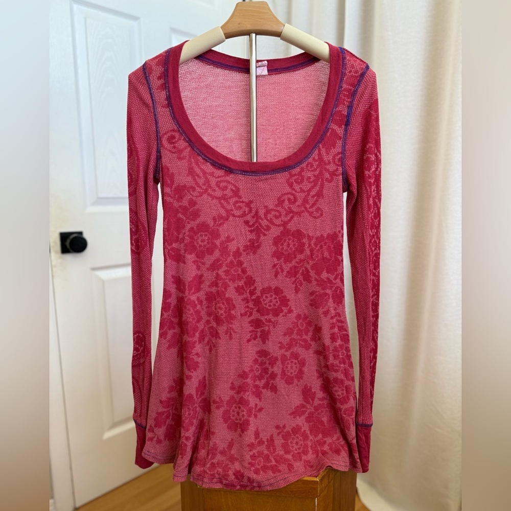 Vintage Free People Women's Red Floral Long Sleeve Top tunic size Medium